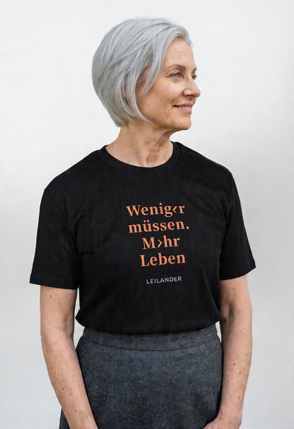 Klassik | Black T-Shirt | Weniger müssen. Mehr Leben