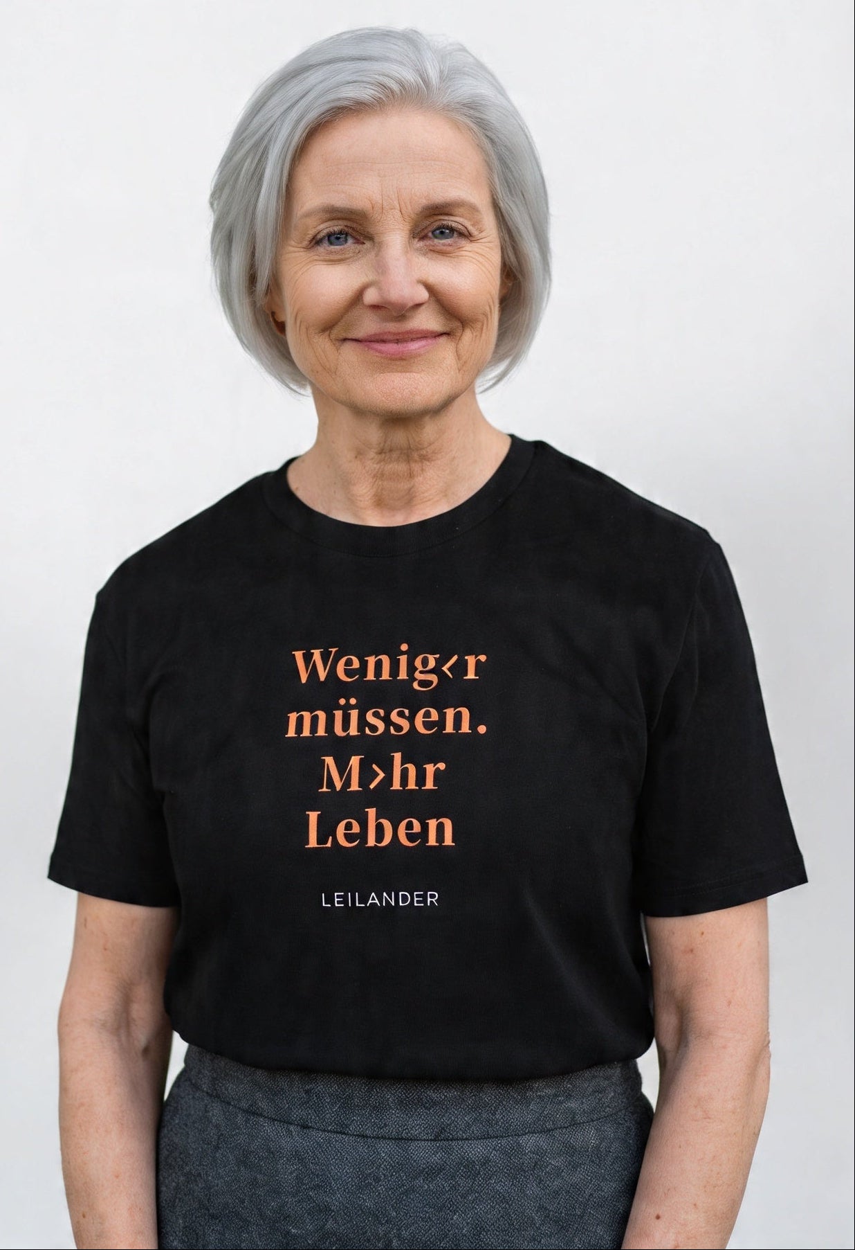 Klassik | Black T-Shirt | Weniger müssen. Mehr Leben