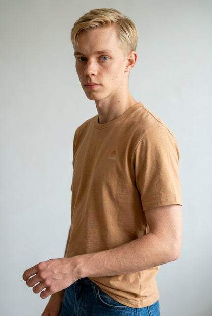 Klassik | Latte T-Shirt | Logo Only