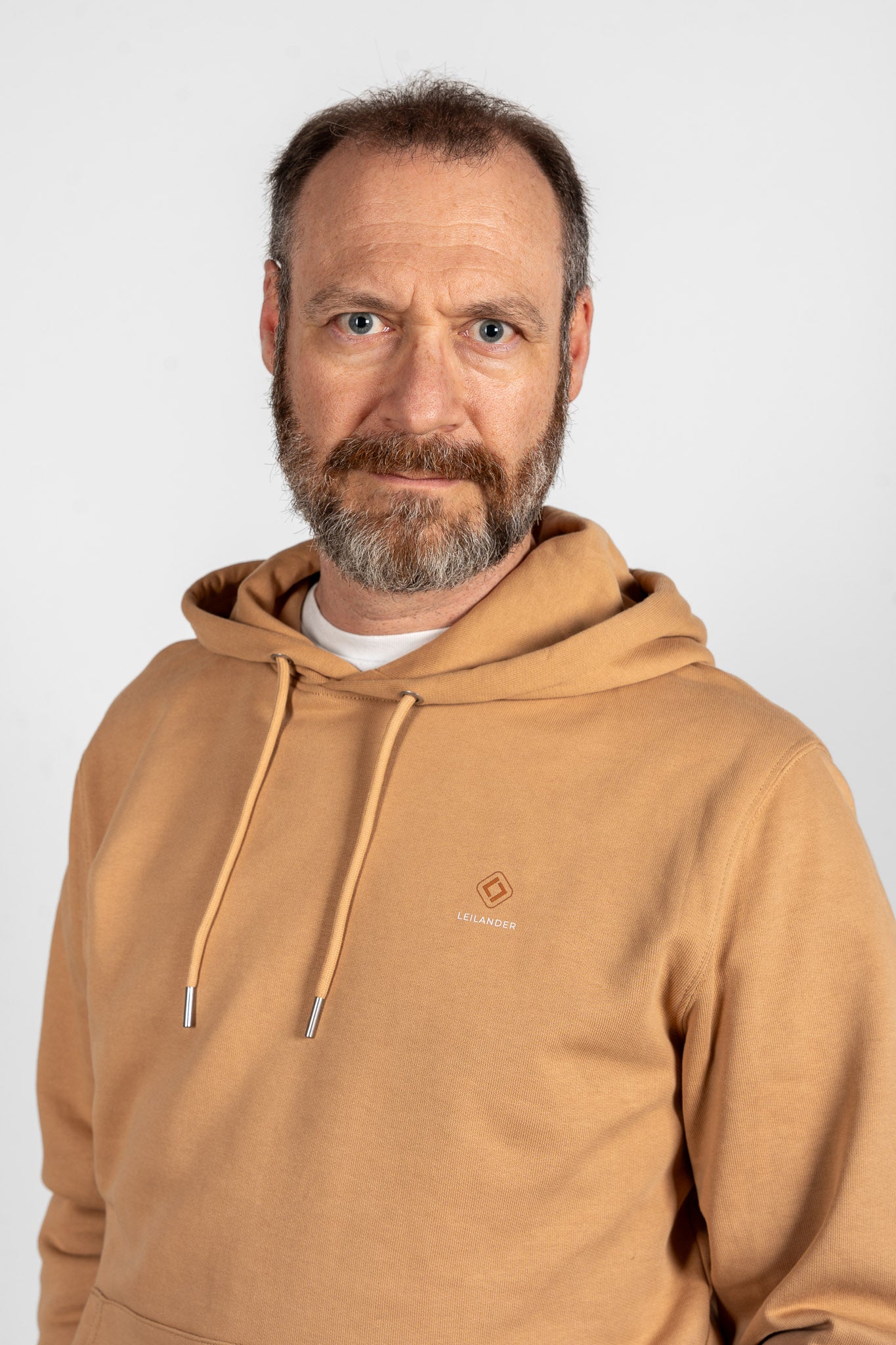 Klassik | Latte Hoodie | Logo Only